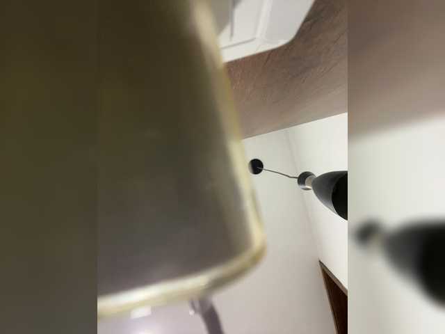 APRILHILL live cam on BongaCams