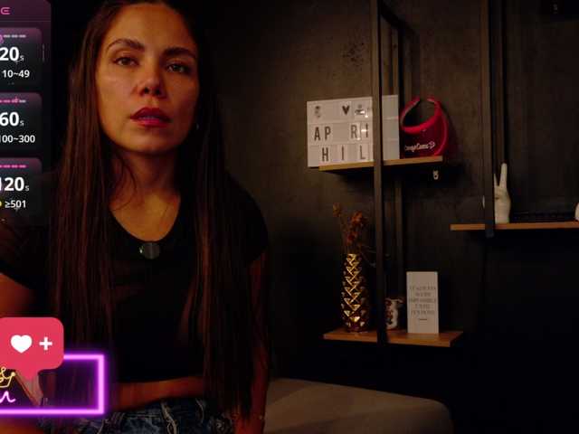 APRILHILL live cam on BongaCams