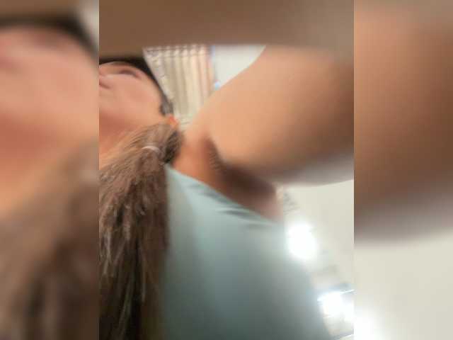 APRILHILL live webcam show