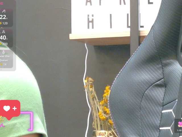 APRILHILL live cam on BongaCams