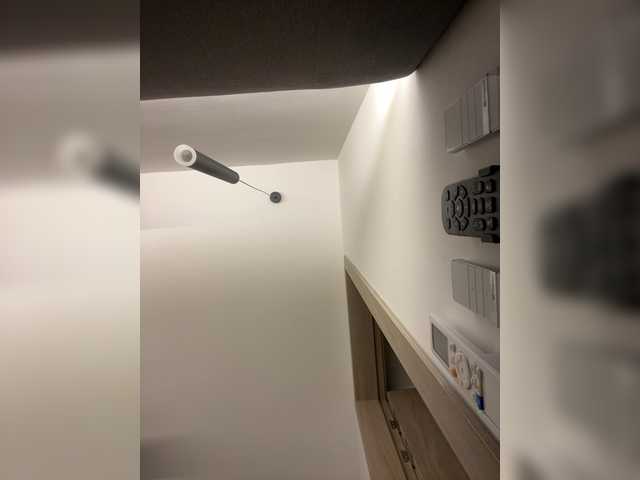 APRILHILL live cam on BongaCams