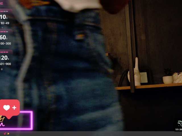 APRILHILL live cam on BongaCams