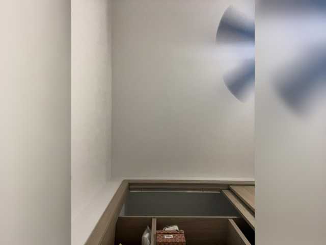 APRILHILL's BongaCams show and profile