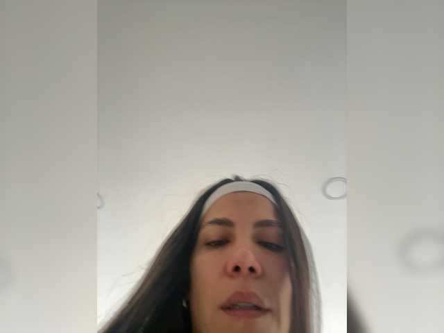 AprilHill live webcam show