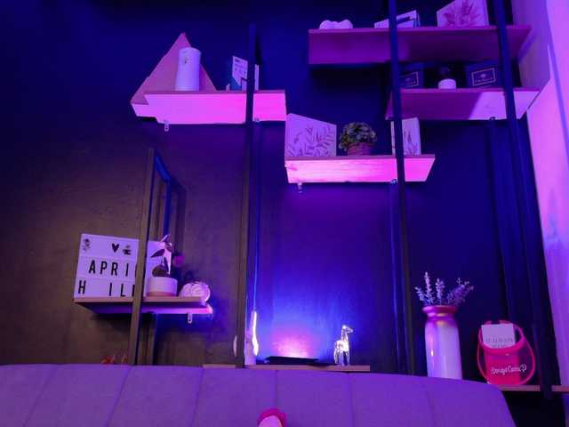 APRILHILL's BongaCams show and profile