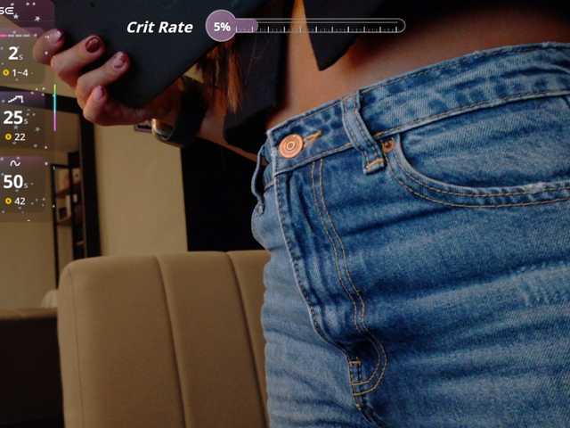 APRILHILL live cam on BongaCams