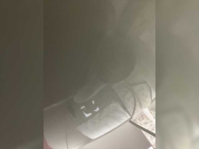 APRILHILL live cam on BongaCams