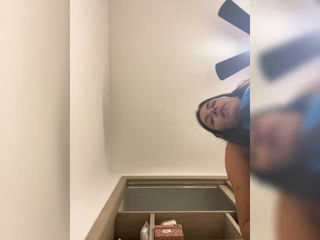 APRILHILL's BongaCams show and profile