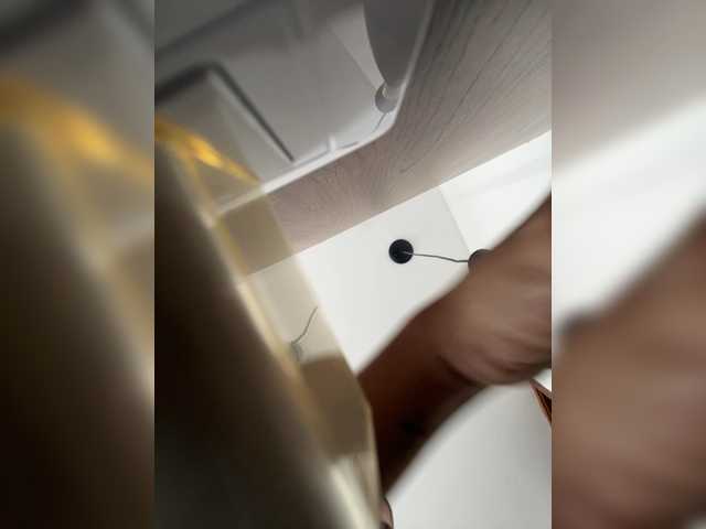 APRILHILL live cam on BongaCams