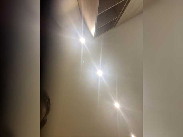 APRILHILL live cam on BongaCams