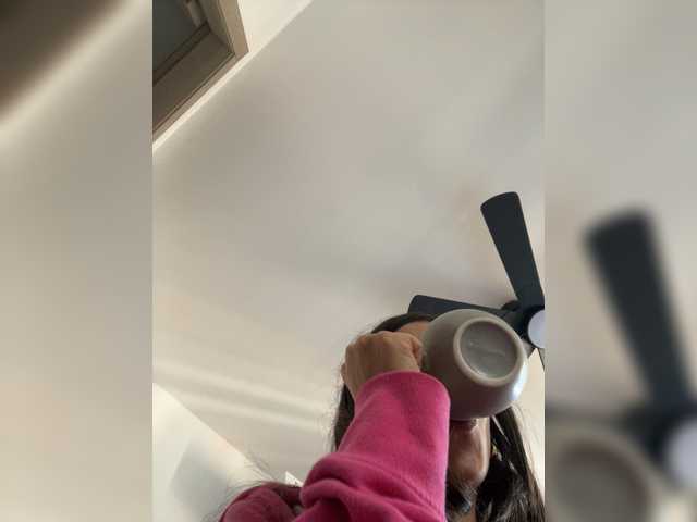 AprilHill live webcam show
