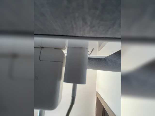 APRILHILL live cam on BongaCams