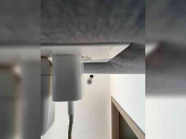 AprilHill webcam