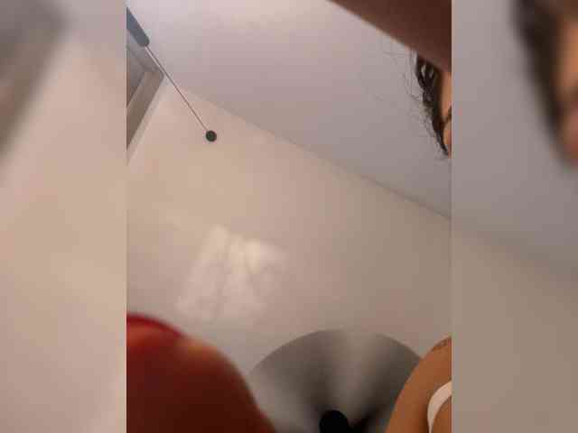 APRILHILL Live Webcam on BongaCams