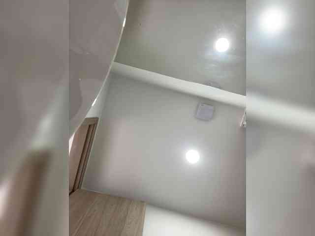 AprilHill webcam