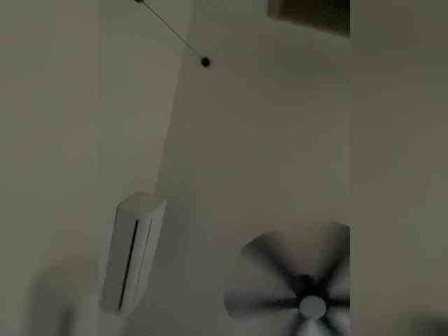 AprilHill webcam