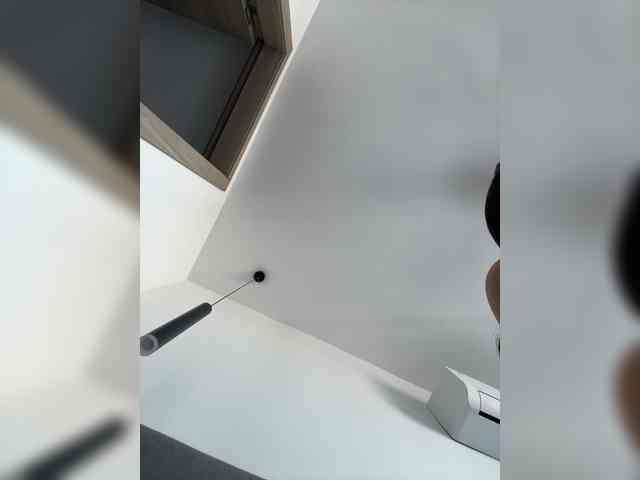 AprilHill webcam