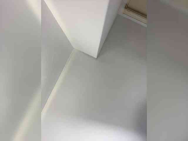 AprilHill webcam