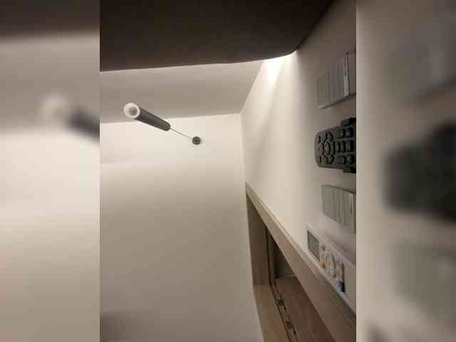 AprilHill webcam