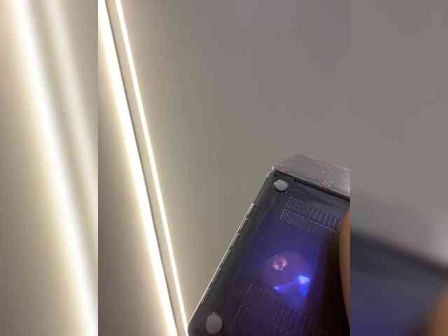 AprilHill webcam