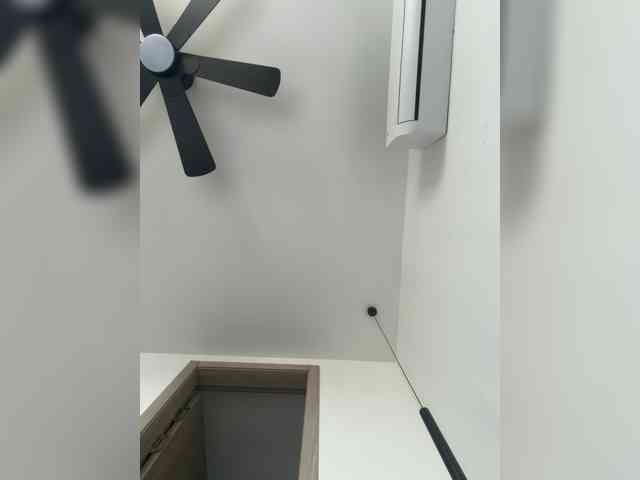 AprilHill webcam
