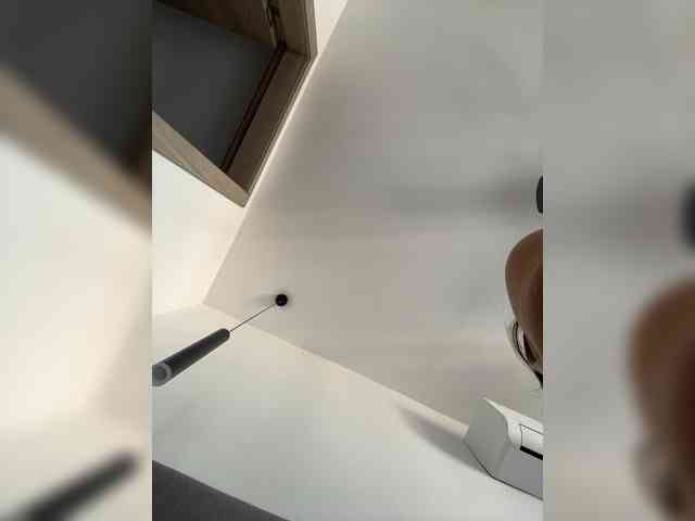 AprilHill webcam