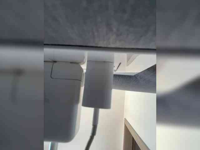 AprilHill webcam