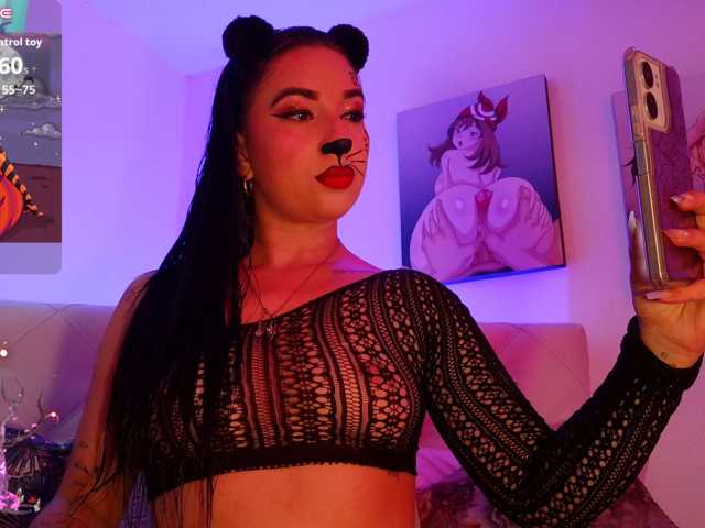 Dagny-hot live cam on BongaCams