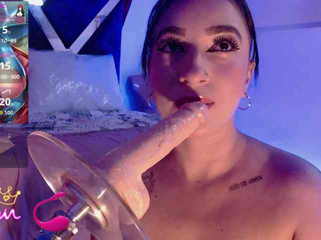 Dagny-hot webcam