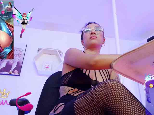 Dagny-hot Dagny-hot
