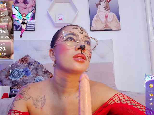 Dagny-hot webcam