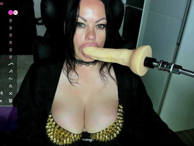 MilfBigTitsa