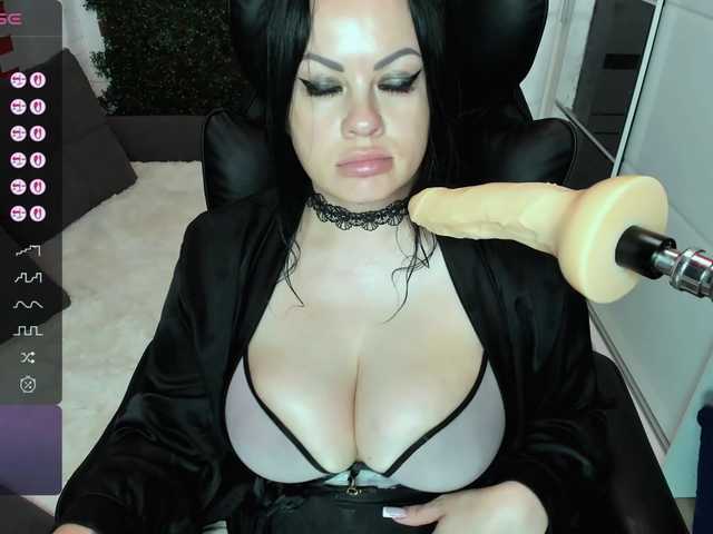 MilfBigTitsa