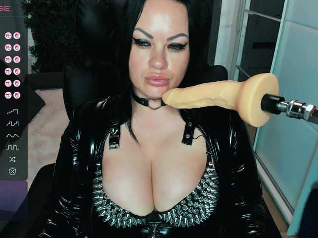 MilfBigTitsa