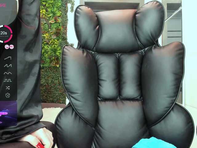 MilfBigTitsa