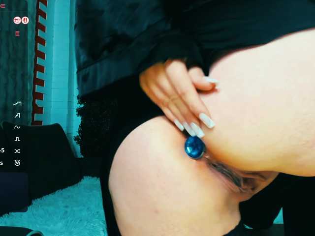MilfBigTitsa live cam on BongaCams