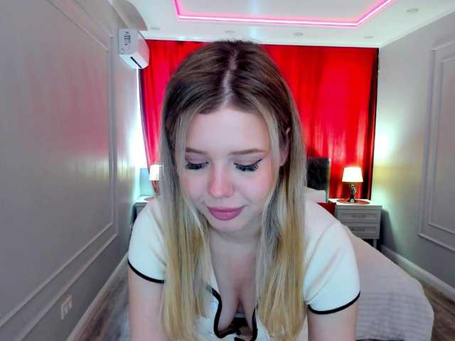 GlamorousGirl webcam