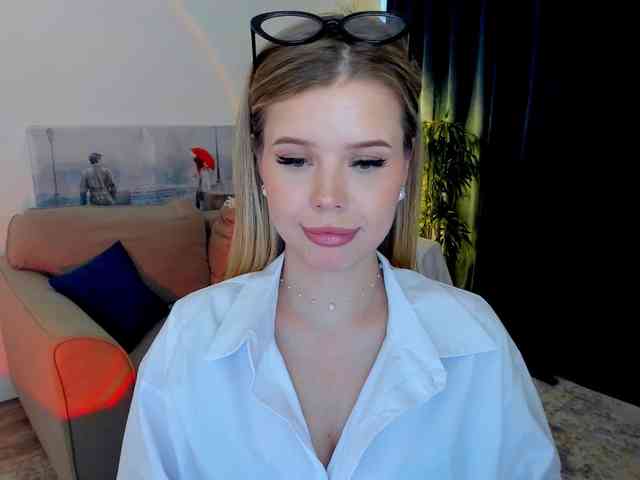 GlamorousGirl webcam