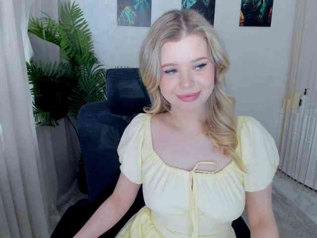 GlamorousGirl webcam