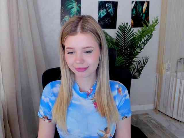 GlamorousGirl webcam
