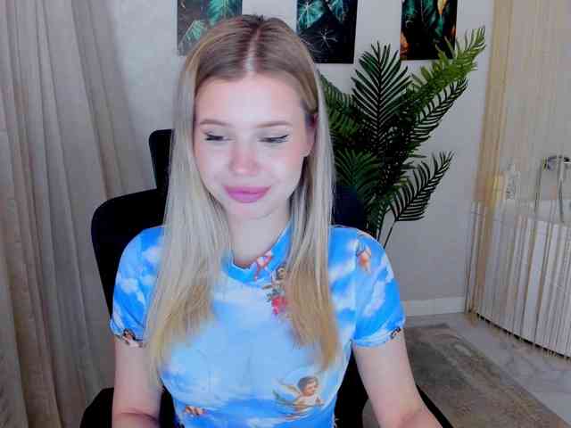 GlamorousGirl webcam