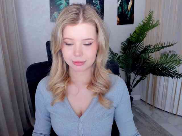 GlamorousGirl webcam