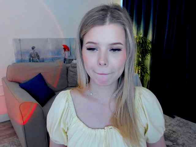 GlamorousGirl webcam