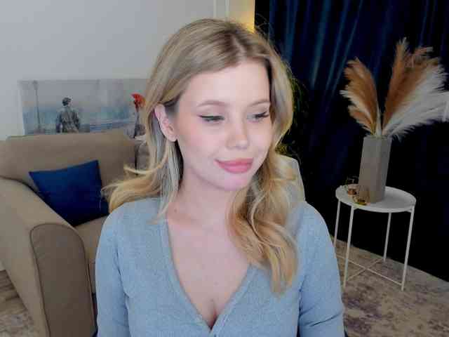 GlamorousGirl webcam