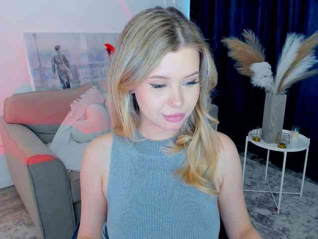 GlamorousGirl webcam