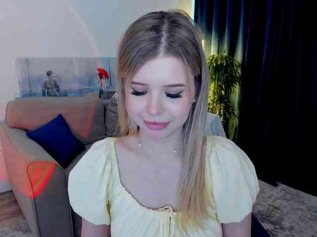 GlamorousGirl webcam
