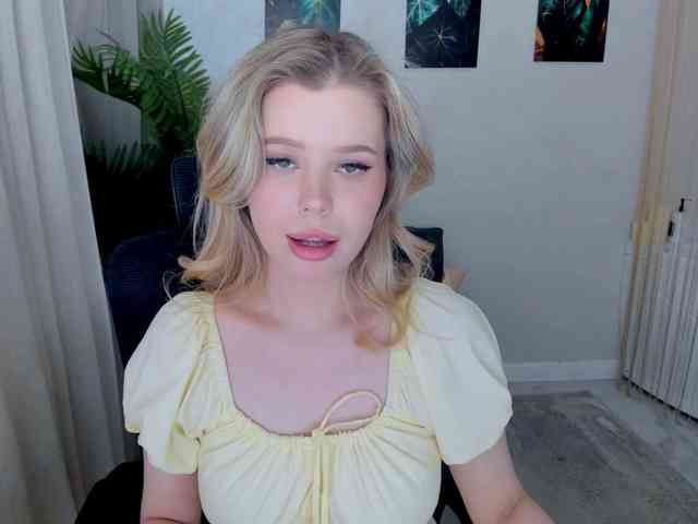 GlamorousGirl webcam
