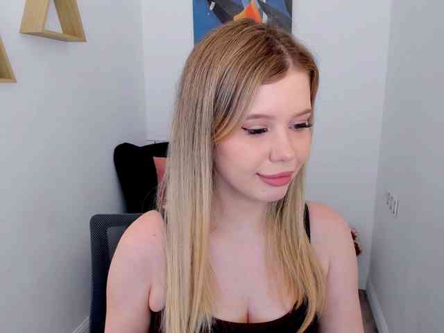 GlamorousGirl webcam