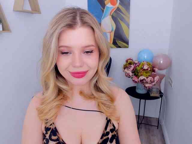 GlamorousGirl webcam