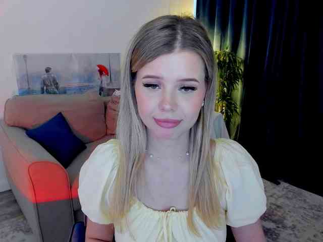 GlamorousGirl webcam
